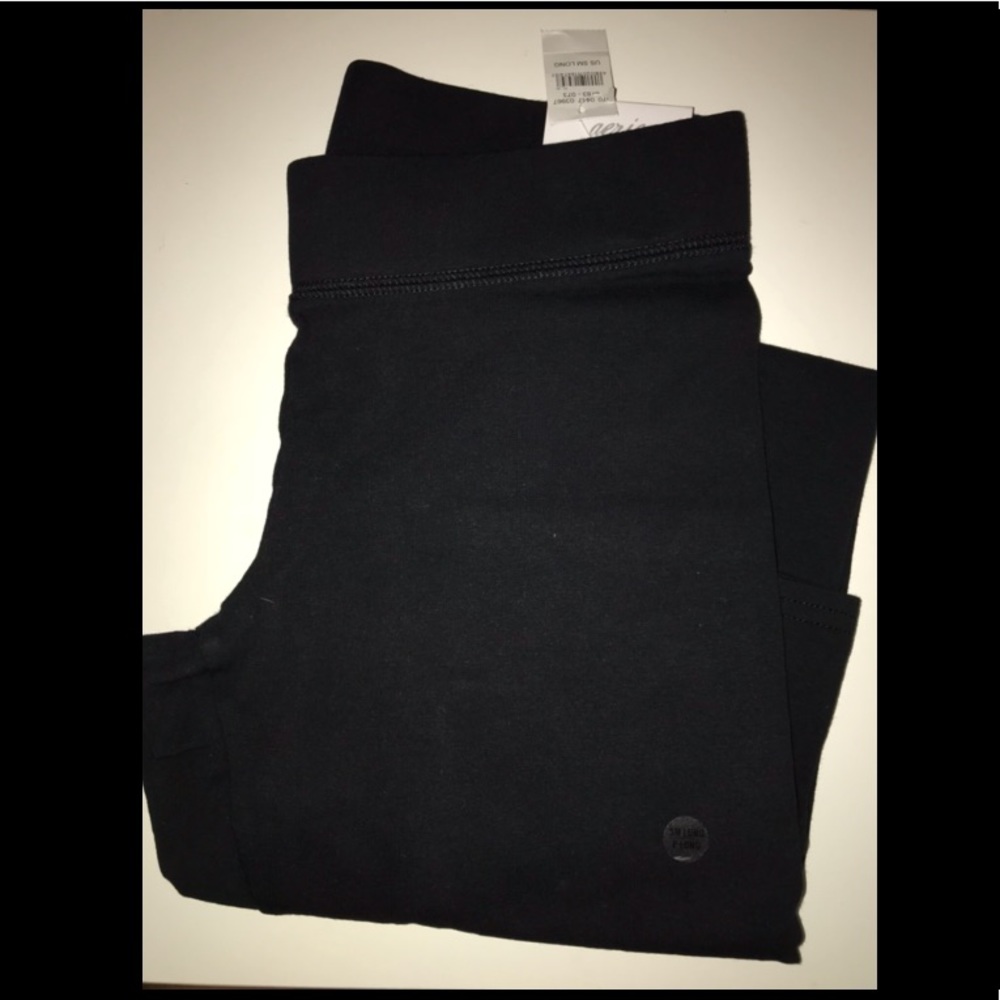 NWT Aerie black leggings